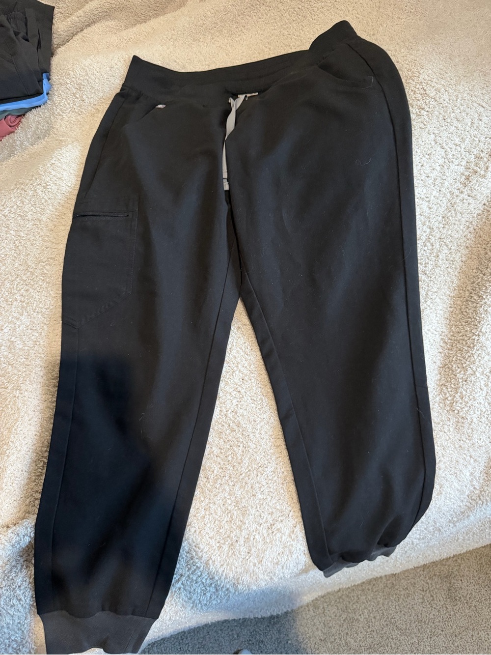 Woman’s Figs jogger scrub pants